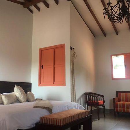 Hotel Saval Jerico Extérieur photo